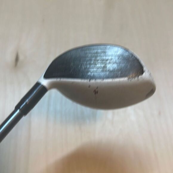 TAYLORMADE BURNER SUPERFAST 2.0, 18 DEG. 5 WOOD, MATRIX OZIK R FLEX GRAPH. SHAFT - Picture 2 of 6